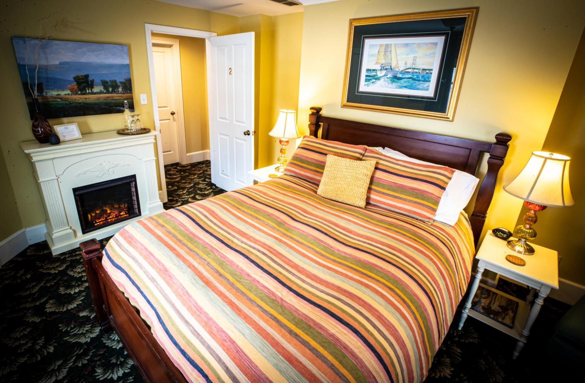 Twin Oaks Inn Saugatuck Extérieur photo